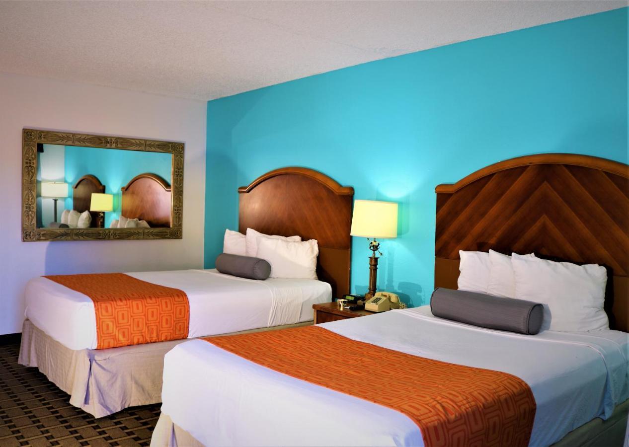 Howard Johnson By Wyndham Lake Front Park Kissimmee Exterior foto